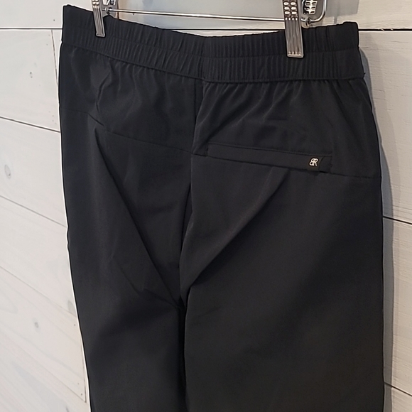 *Banana Republic Men's Motion Tech Hybrid Pant - Size 32, NWT - Picture 7 of 8